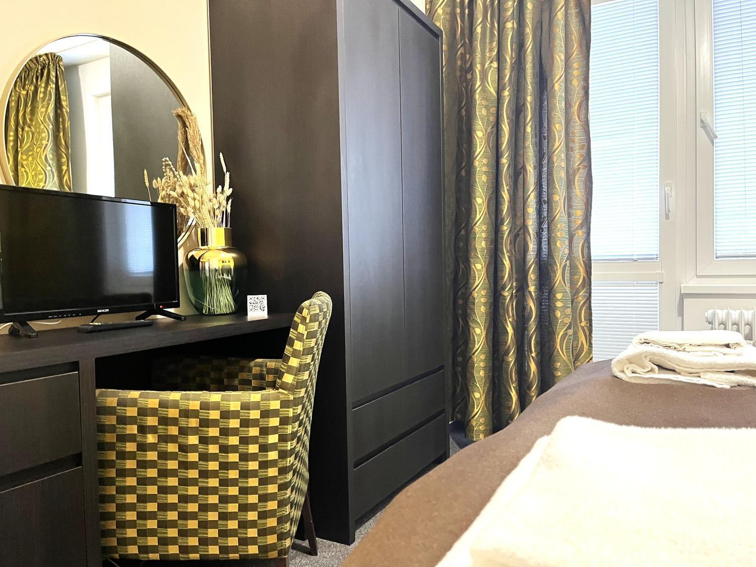 Hotel Zlaty Byk Rimavska Sobota Ngoại thất bức ảnh