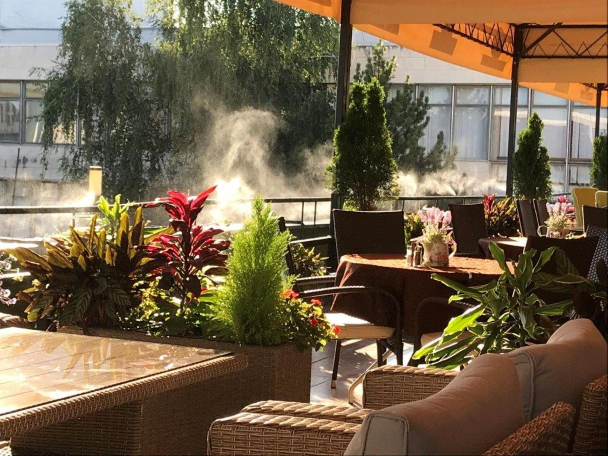 Hotel Zlaty Byk Rimavska Sobota Ngoại thất bức ảnh