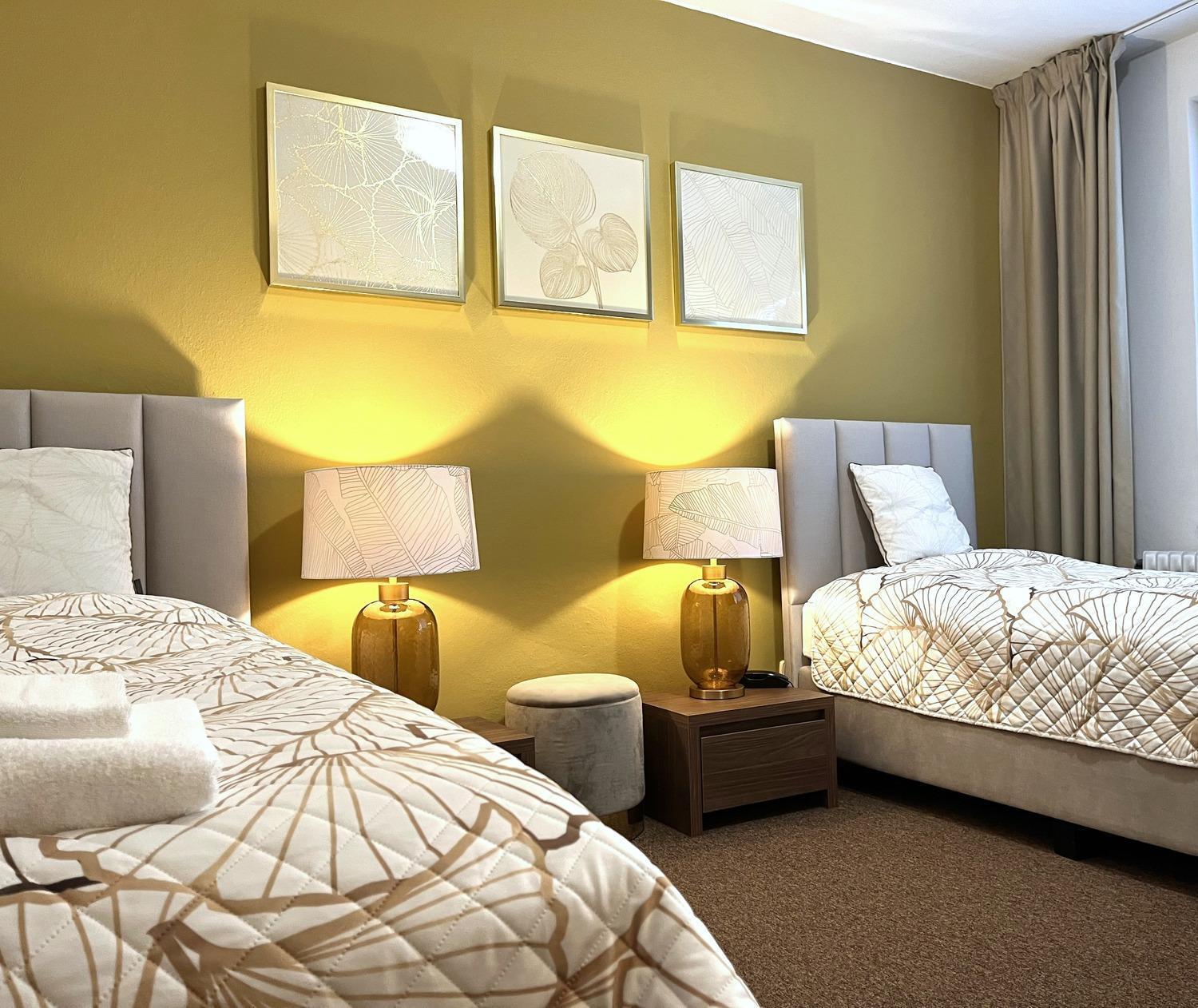 Hotel Zlaty Byk Rimavska Sobota Ngoại thất bức ảnh